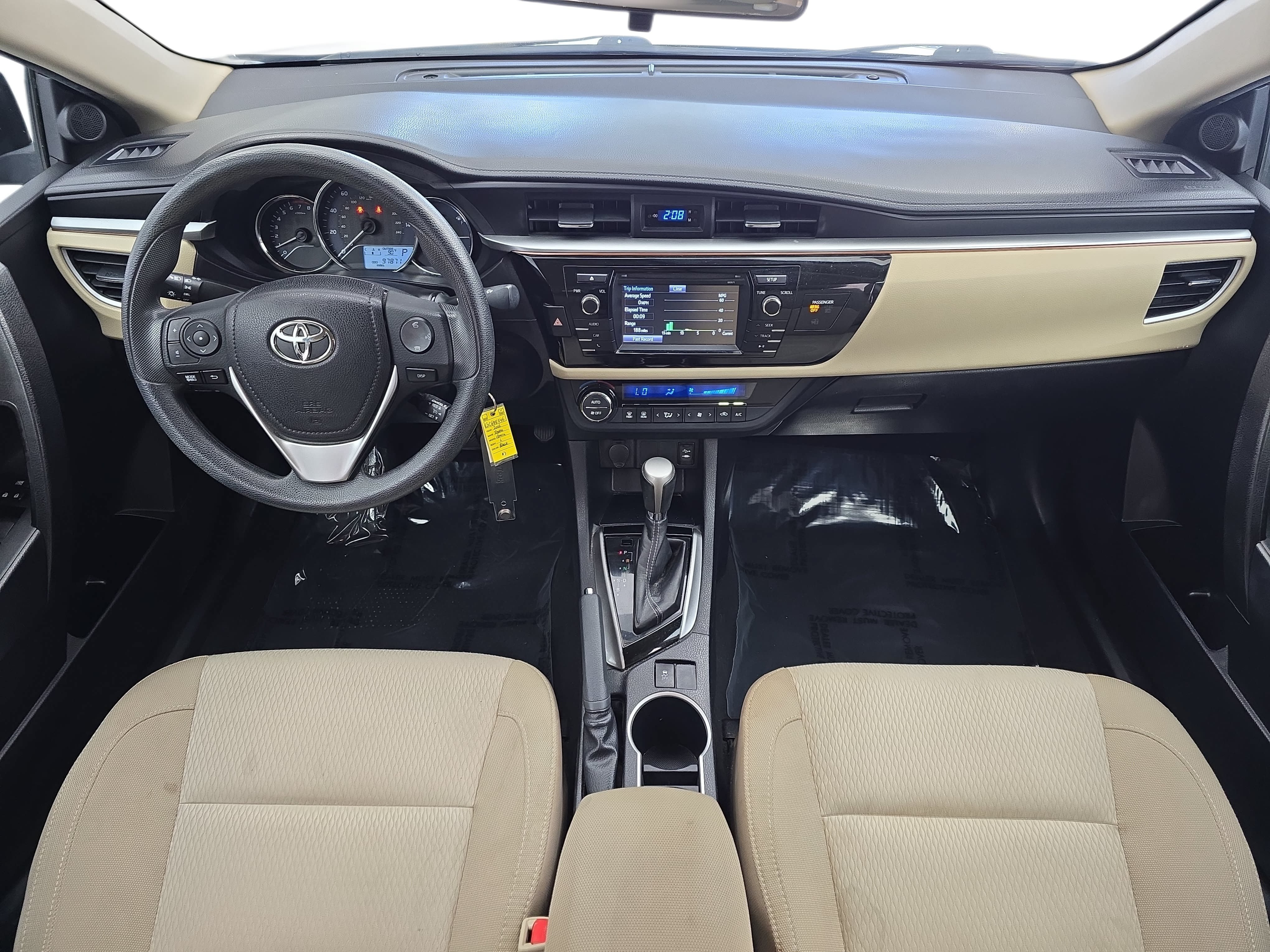 Used 2016 Toyota Corolla LE FWD image 9