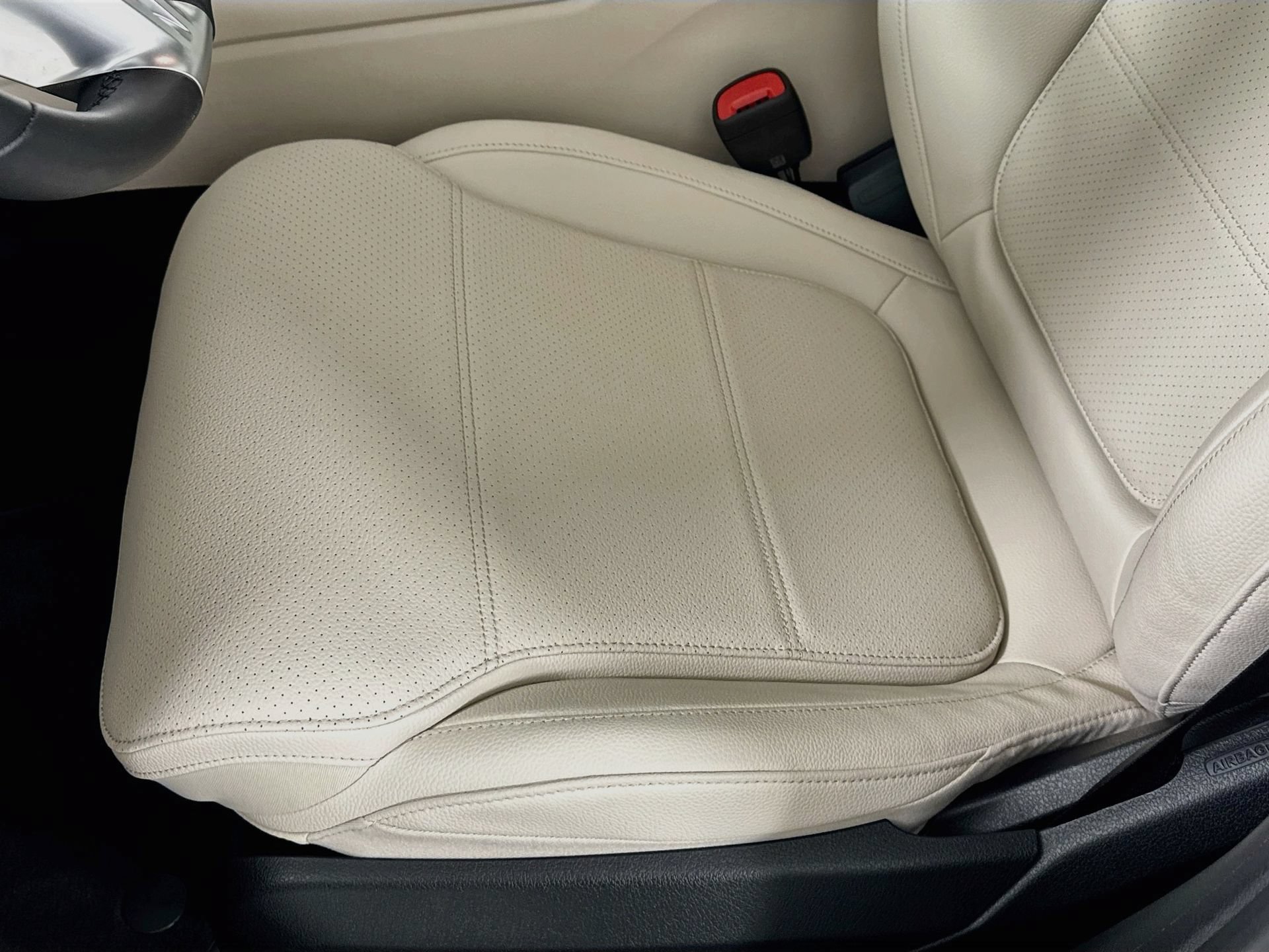 Certified 2026 Mercedes-Benz C 300 Sedan image 21