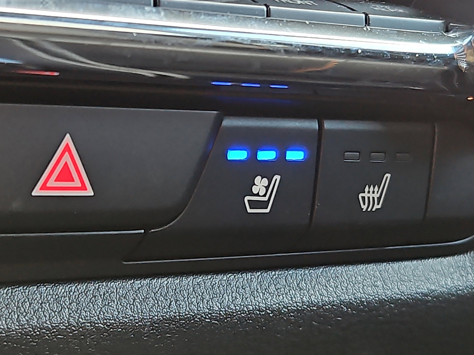 Used 2025 MAZDA CX-50 2.5 Hybrid w/ Weather Package image 23