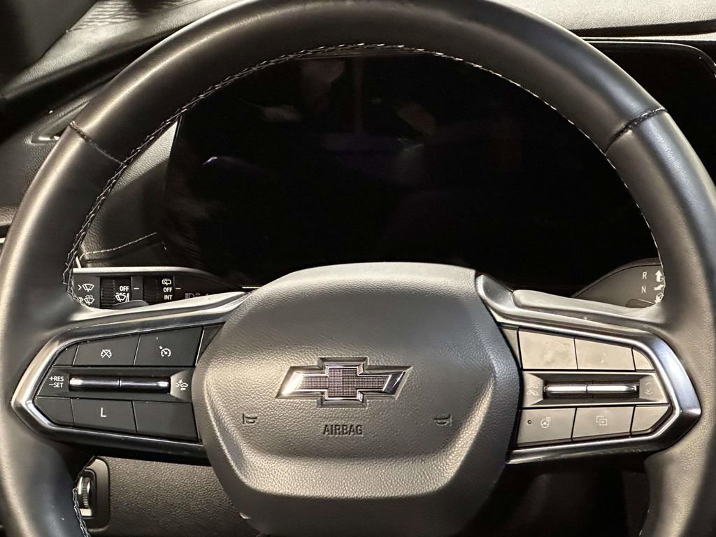 Used 2024 Chevrolet Traverse Z71 image 20