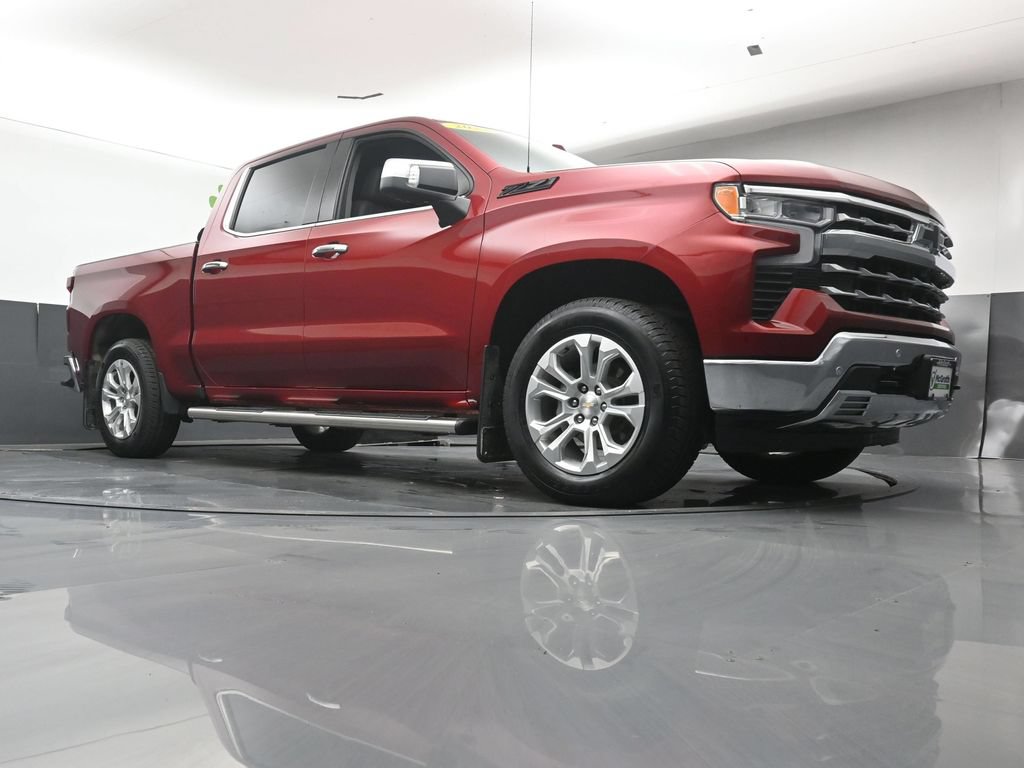 Used 2023 Chevrolet Silverado 1500 LTZ AWD/4WD image 27