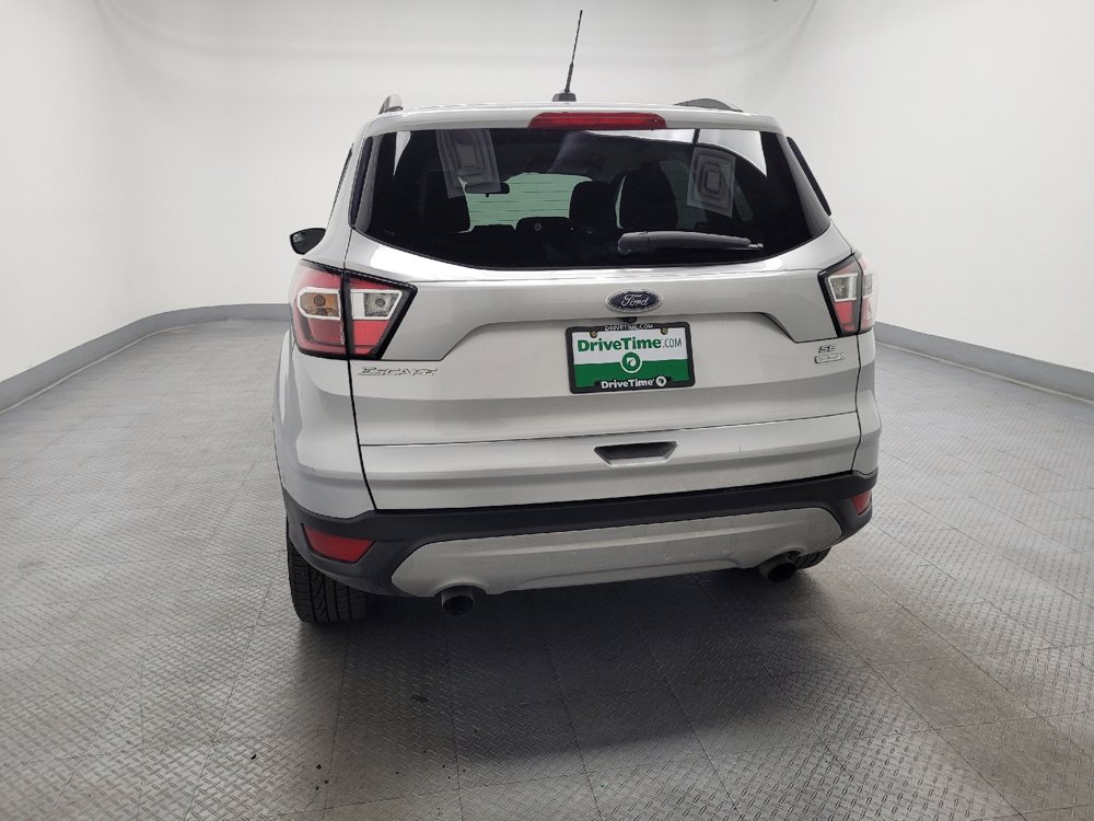 Used 2018 Ford Escape SE image 6