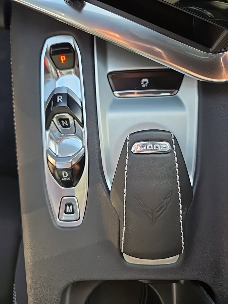 Used 2023 Chevrolet Corvette Stingray Coupe w/ Z51 Performance Package image 21