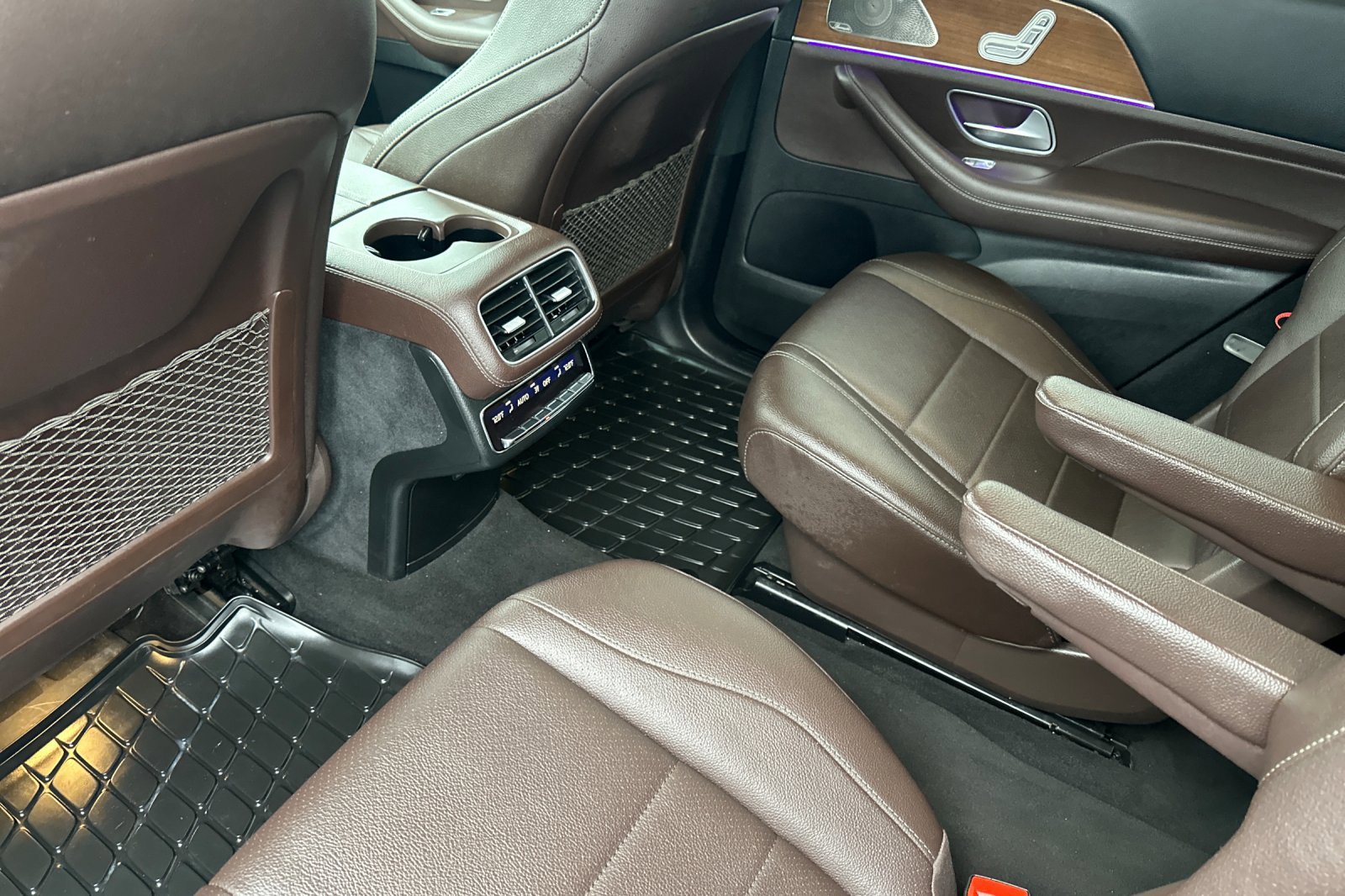 Used 2022 Mercedes-Benz GLS 450 4MATIC w/ AMG Line Exterior image 12