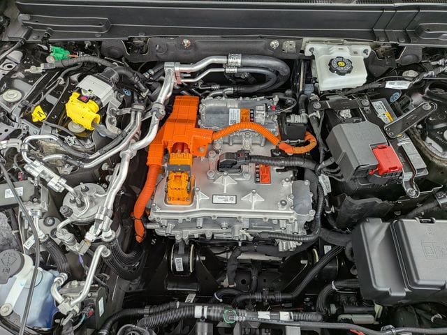 New 2026 Cadillac Lyriq Luxury w/ LPO, Floor Liner Package image 29