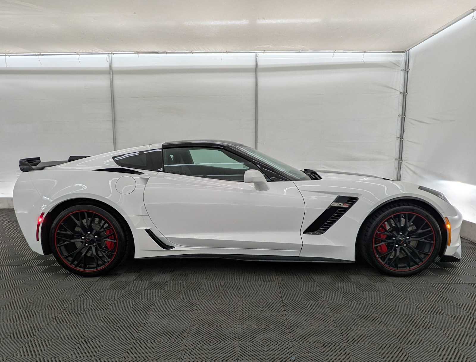 Used 2016 Chevrolet Corvette Z06 image 7