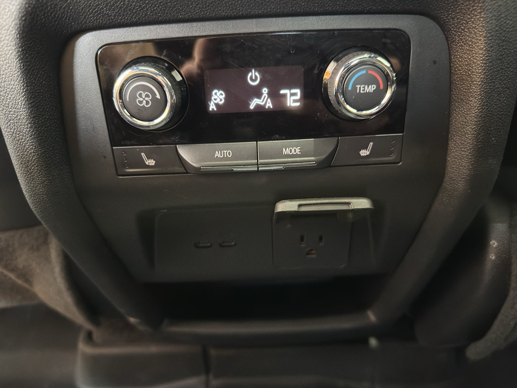 Used 2026 Chevrolet Traverse RS w/ LPO, Floor Liner Package AWD/4WD image 14