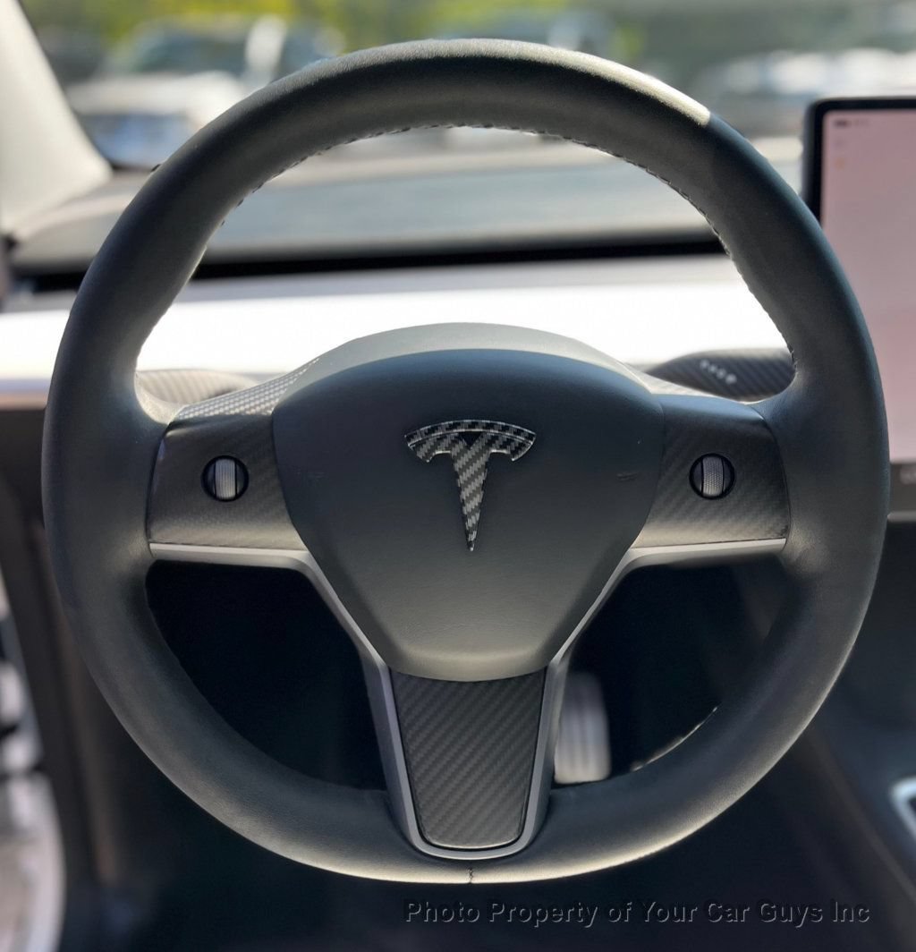 Used 2023 Tesla Model Y Performance AWD/4WD image 18