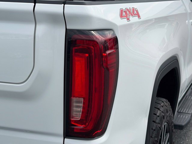 Used 2019 GMC Sierra 1500 AT4 w/ AT4 Premium Package AWD/4WD image 22