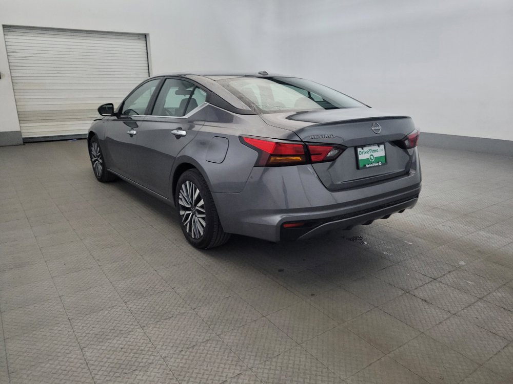Used 2025 Nissan Altima 2.5 SV FWD image 5
