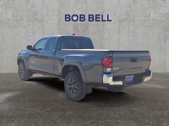 Used 2022 Toyota Tacoma SR5 w/ SR5 Appearance Package (SM) AWD/4WD image 3