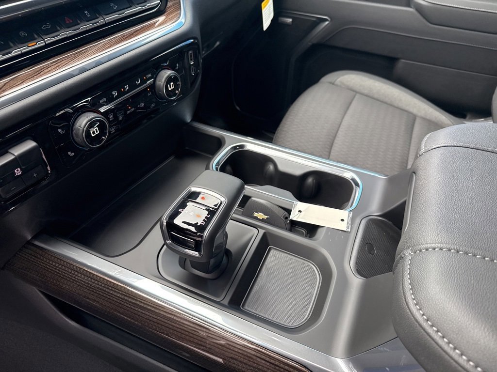 New 2026 Chevrolet Silverado 1500 RST w/ Dark Appearance Package image 26