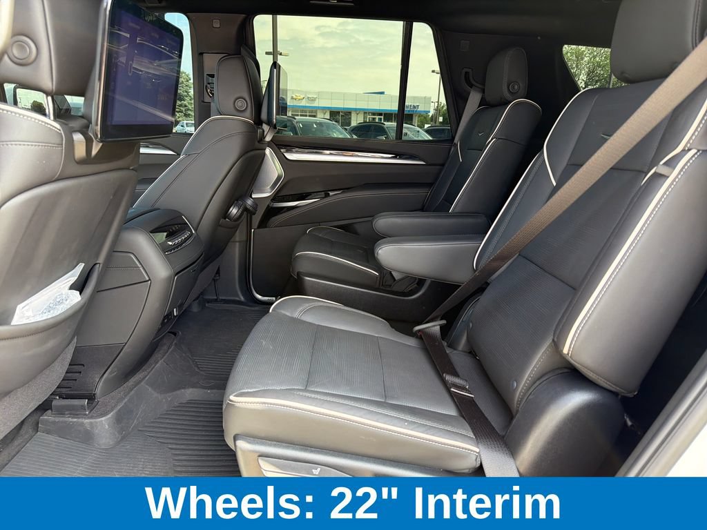 Used 2025 Cadillac Escalade Sport w/ Touring Package AWD/4WD image 13