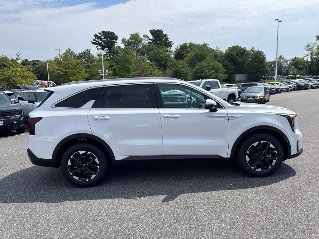 New 2026 Kia Sorento S w/ S Panoramic Sunroof Package FWD image 4