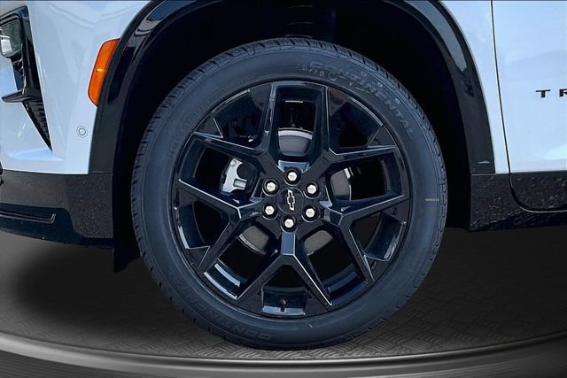 New 2026 Chevrolet Traverse RS w/ LPO, Floor Liner Package FWD image 12