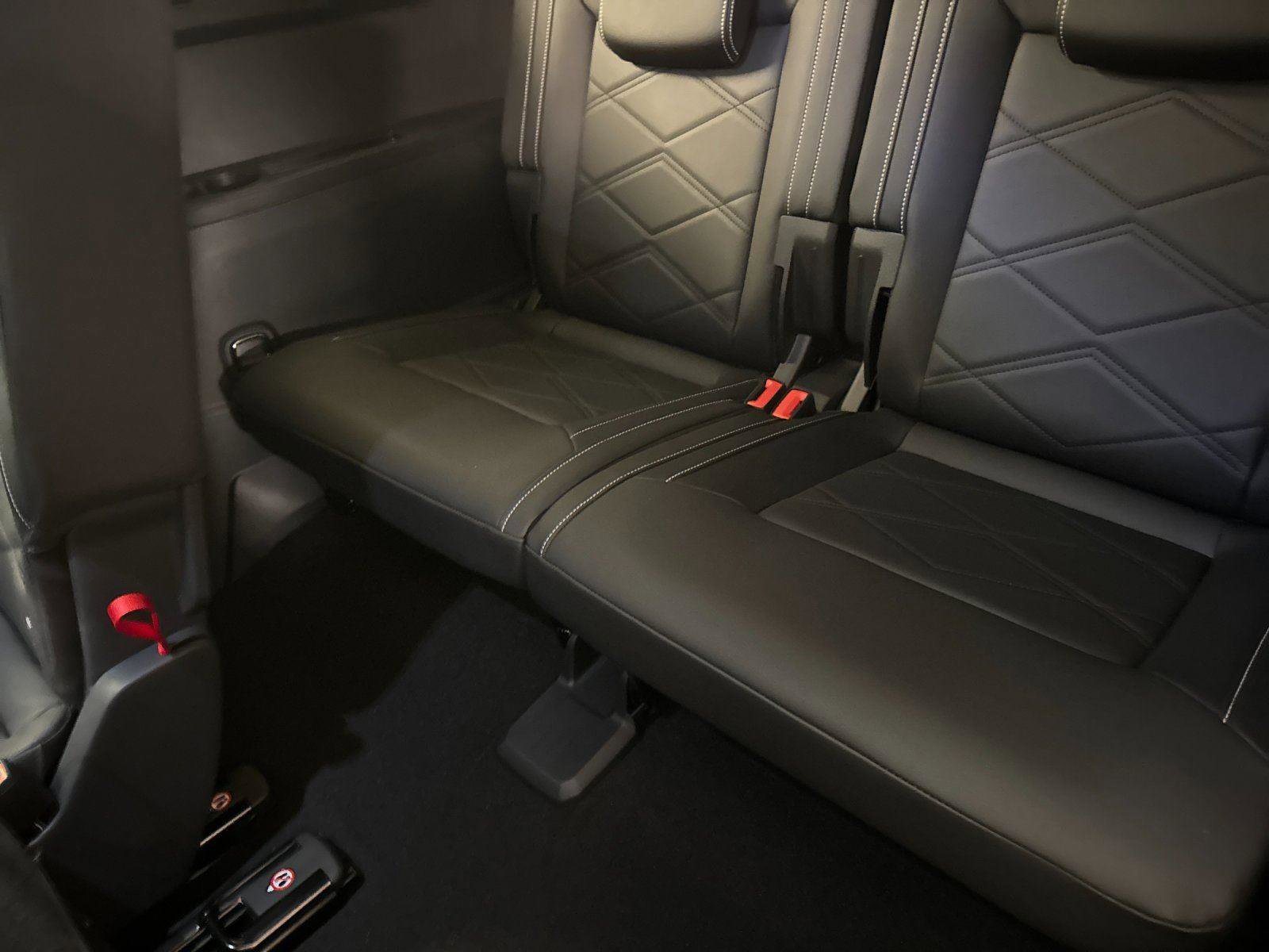 New 2026 Volkswagen Atlas SE image 14