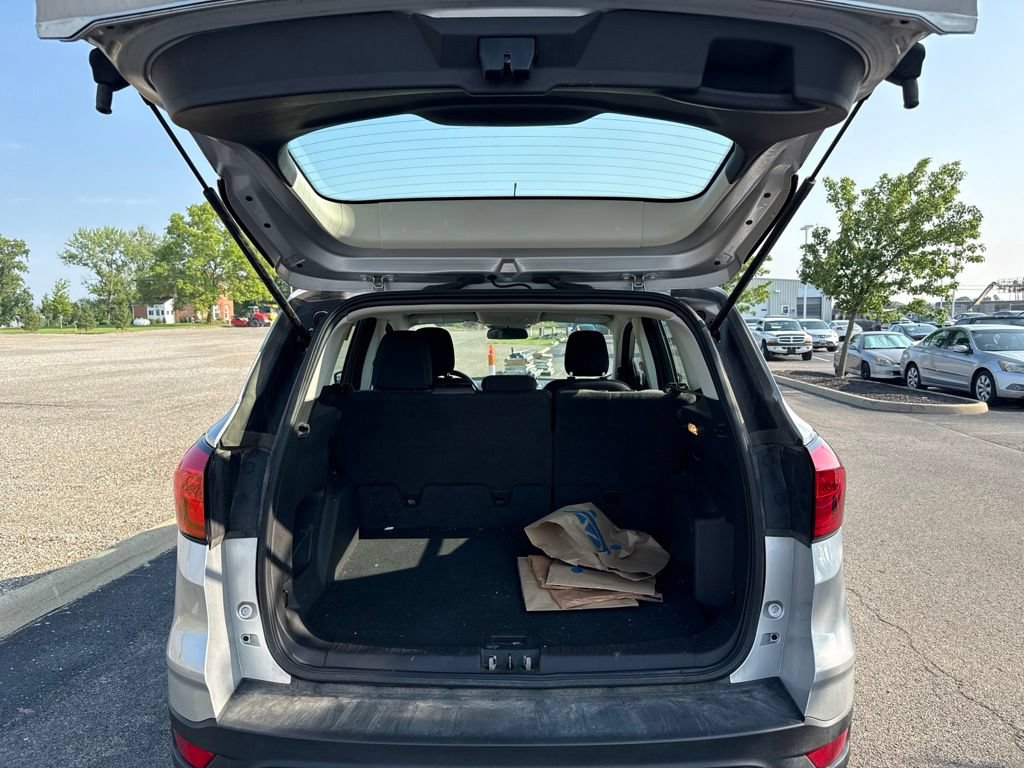 Used 2019 Ford Escape S FWD image 9