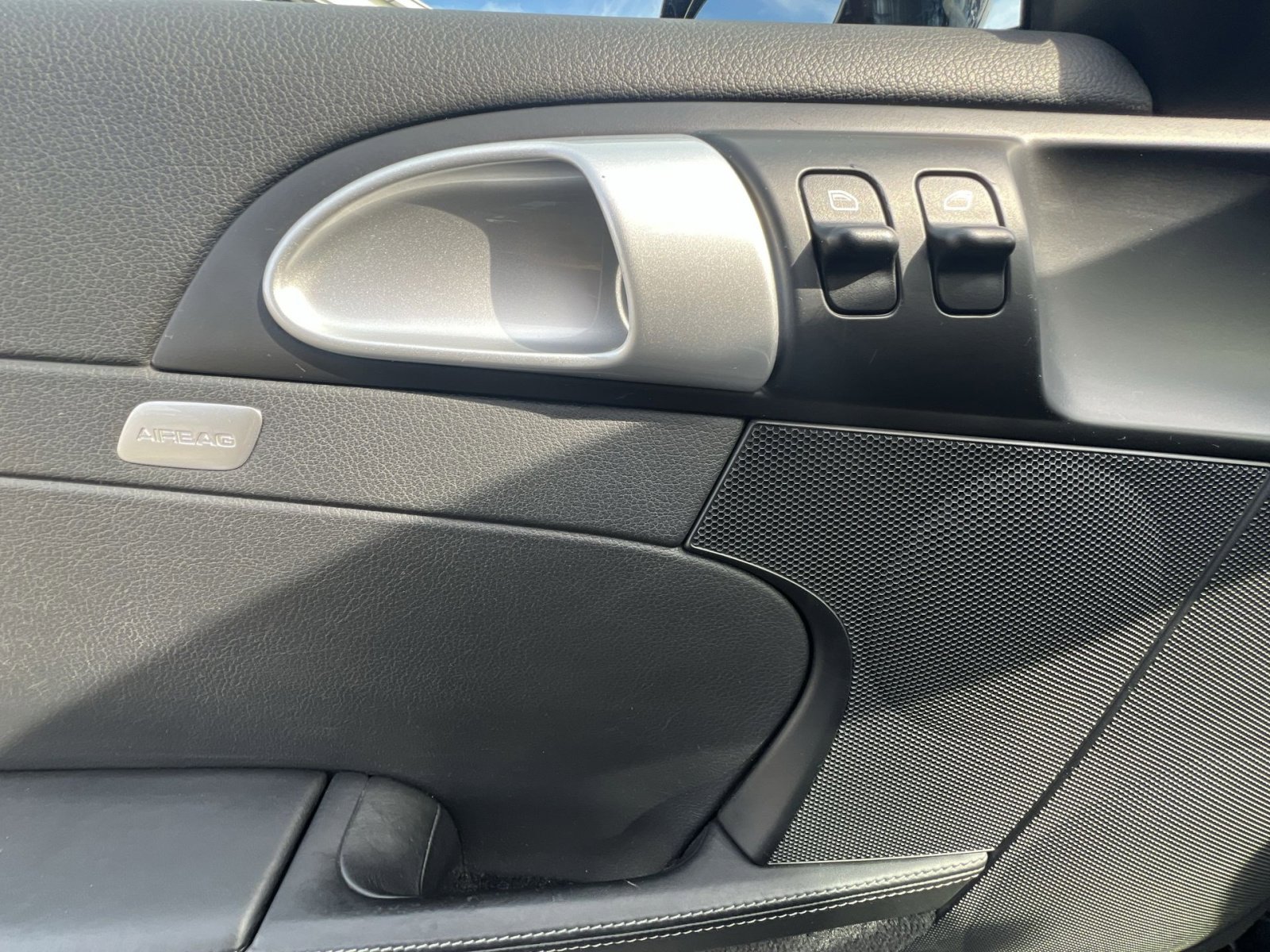 Used 2007 Porsche Cayman S image 15