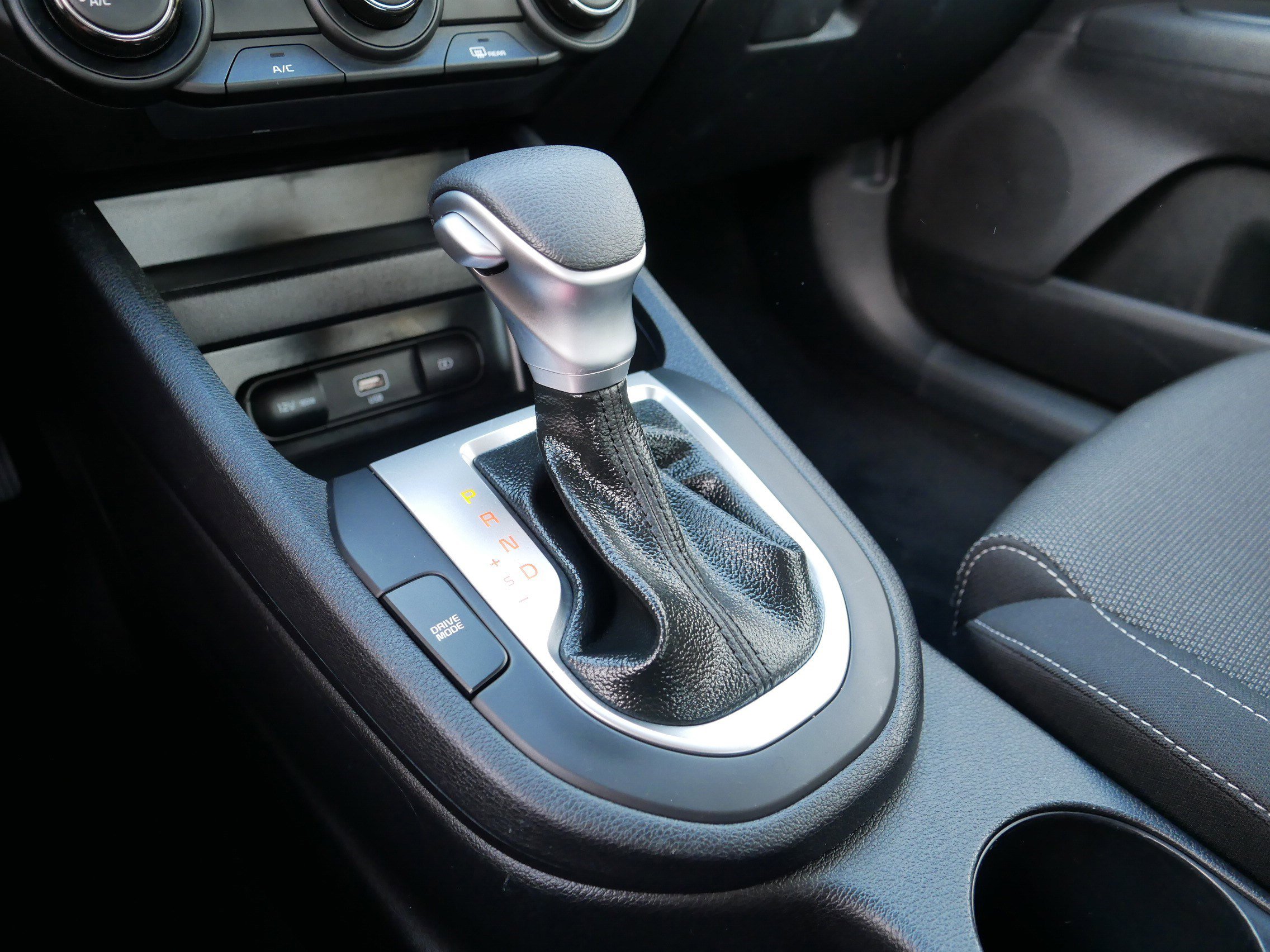 Certified 2024 Kia Forte LXS w/ LXS Technology Package image 24