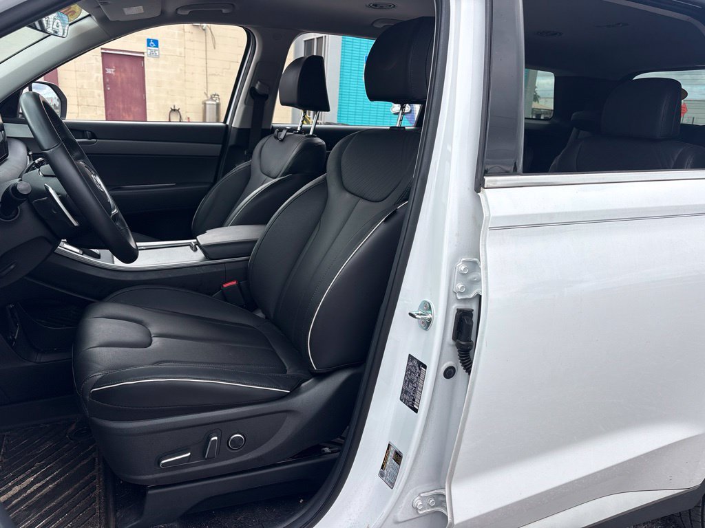 Used 2025 Hyundai Palisade SEL FWD image 9