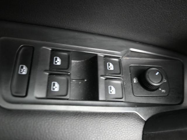 Used 2022 Volkswagen Tiguan S AWD/4WD image 29