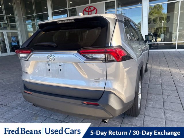 Used 2024 Toyota RAV4 LE AWD/4WD image 10