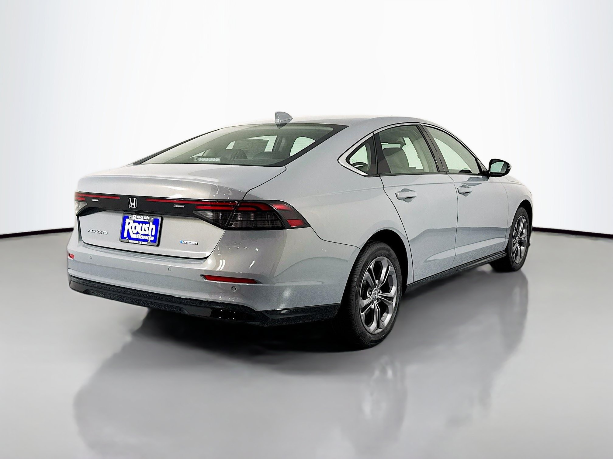 New 2026 Honda Accord EX-L image 5