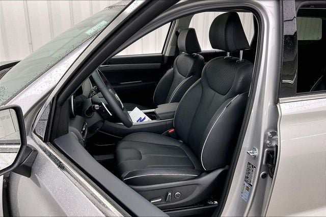 Used 2025 Hyundai Palisade SEL FWD image 8