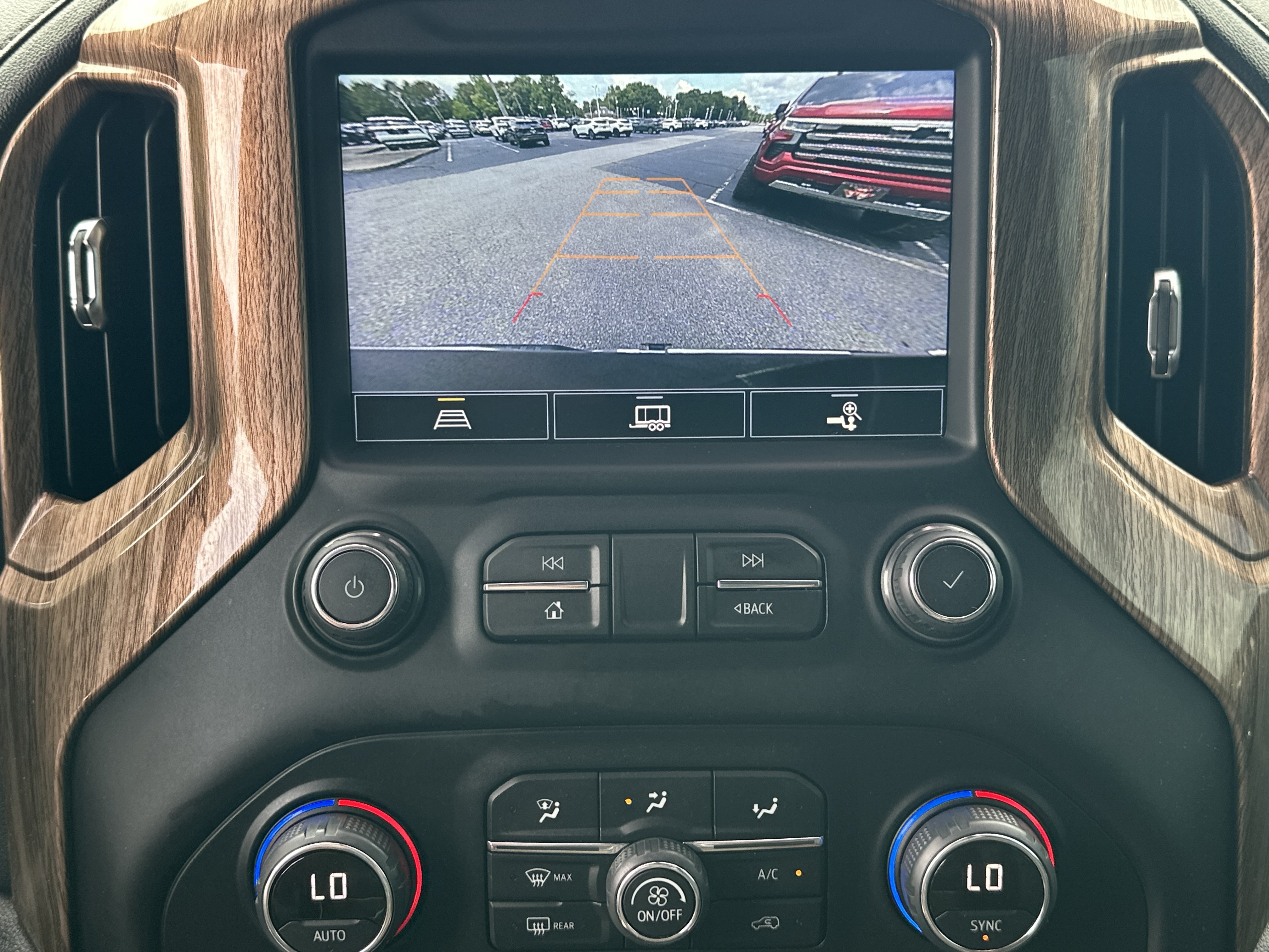 Used 2021 Chevrolet Silverado 1500 LTZ RWD image 30