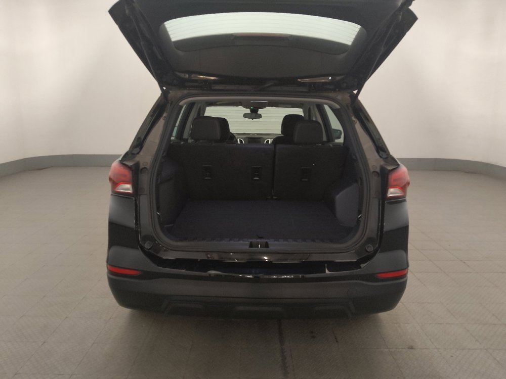 Used 2023 Chevrolet Equinox LS FWD image 30