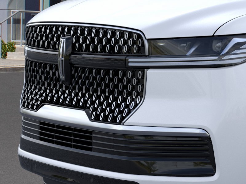 New 2026 Lincoln Navigator Reserve AWD/4WD image 42
