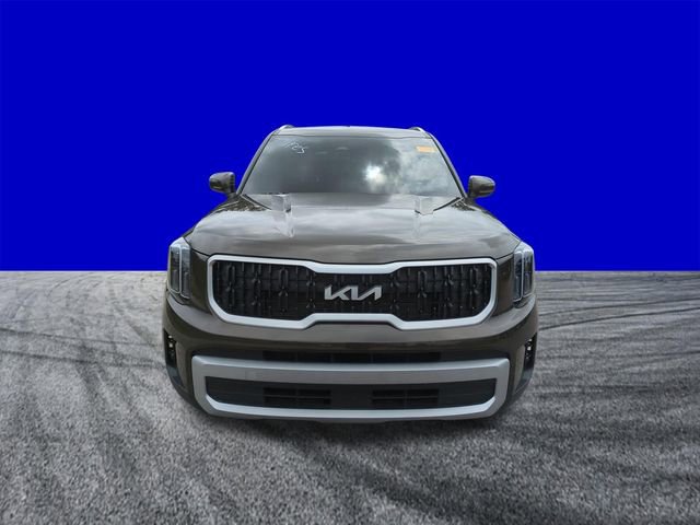 Used 2023 Kia Telluride EX w/ EX Captain's Chair Package AWD/4WD image 9