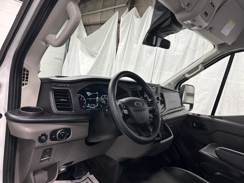 Used 2024 Ford Transit 250 148 Medium Roof w/ Load Area Protection Package RWD image 15