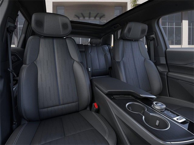 New 2025 Cadillac Lyriq Luxury image 16