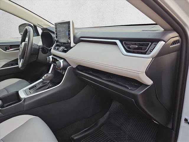 Used 2022 Toyota RAV4 XLE Premium AWD/4WD image 19