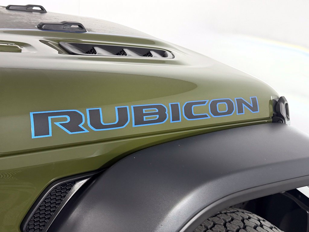 Used 2023 Jeep Wrangler Unlimited Rubicon 4xe w/ Cold Weather Group AWD/4WD image 10