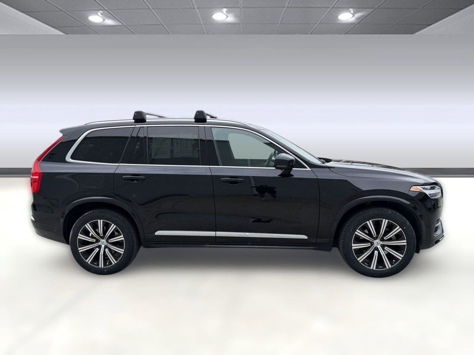 Certified 2023 Volvo XC90 B6 Plus w/ Protection Package Premier AWD/4WD image 8