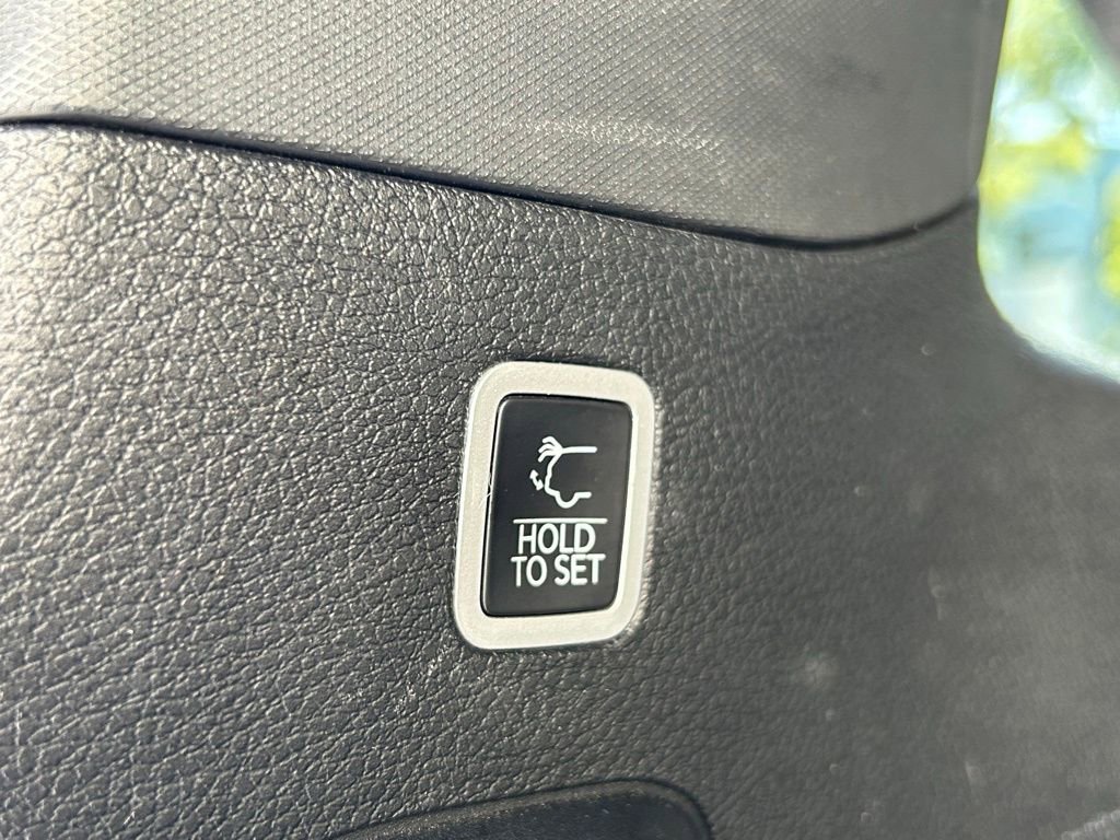 Used 2024 Jeep Wagoneer Series II w/ Flexible Seating Group image 39