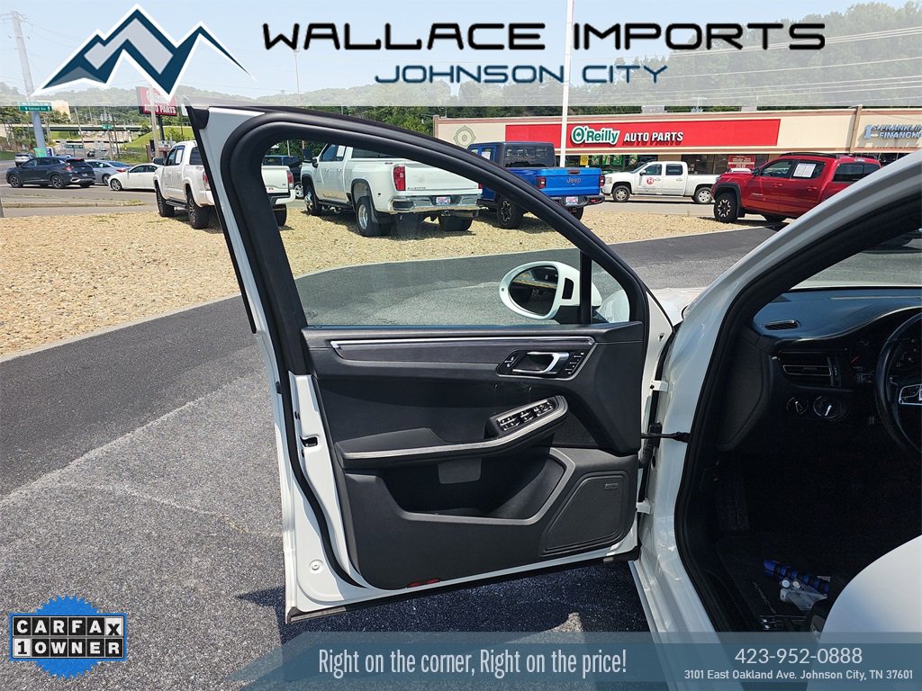 Used 2021 Porsche Macan GTS image 24