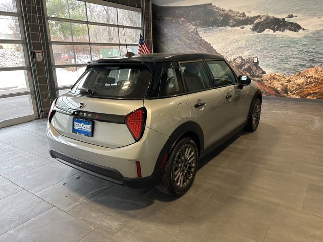 Used 2025 MINI Cooper S FWD image 32