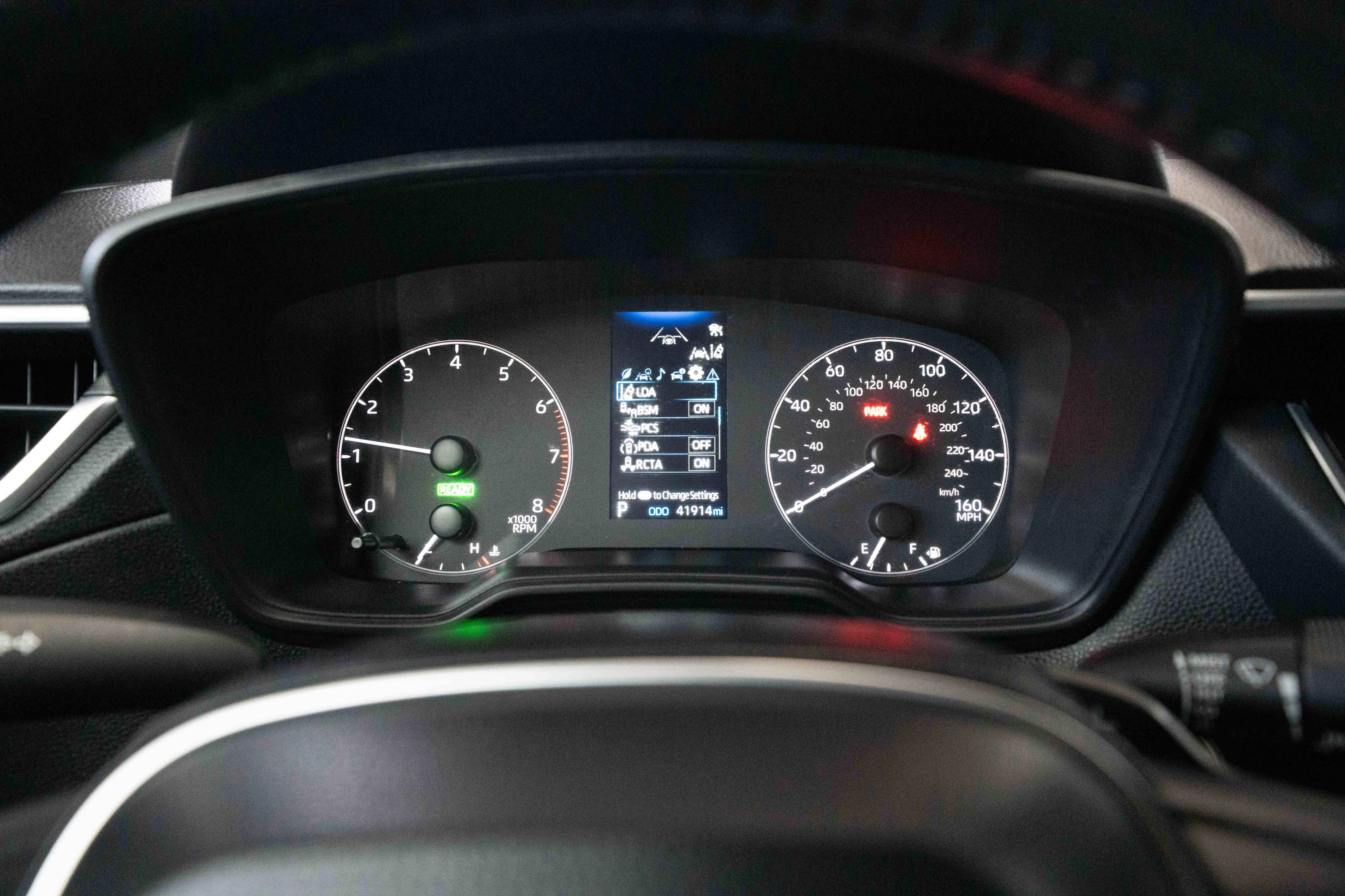 Used 2023 Toyota Corolla Cross SE image 16