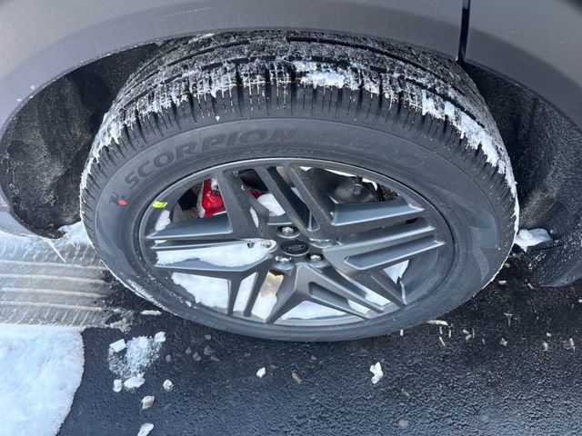 New 2026 Ford Explorer ST w/ Sun And Sound Package image 13