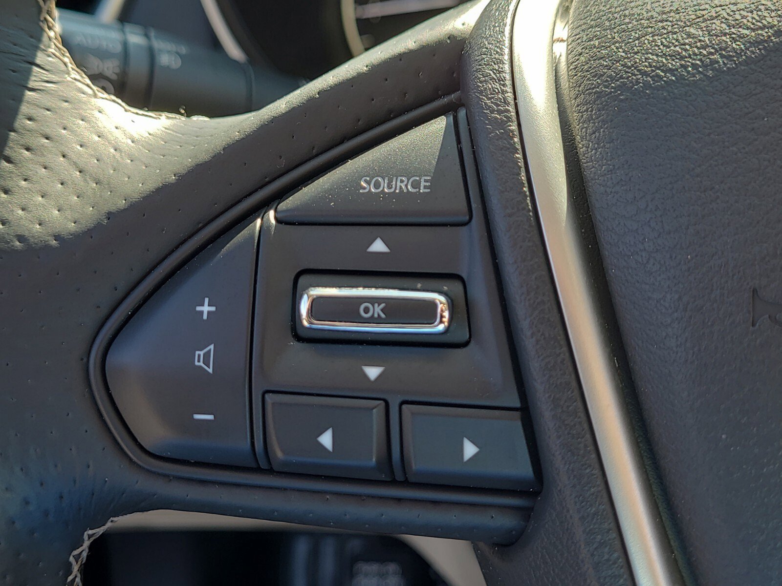 Used 2018 Nissan Maxima Platinum image 26