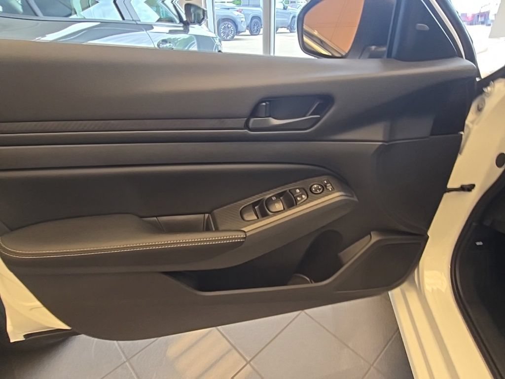 New 2026 Nissan Altima 2.5 SV FWD image 11
