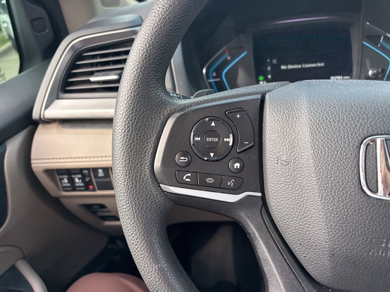 Used 2019 Honda Odyssey EX image 23