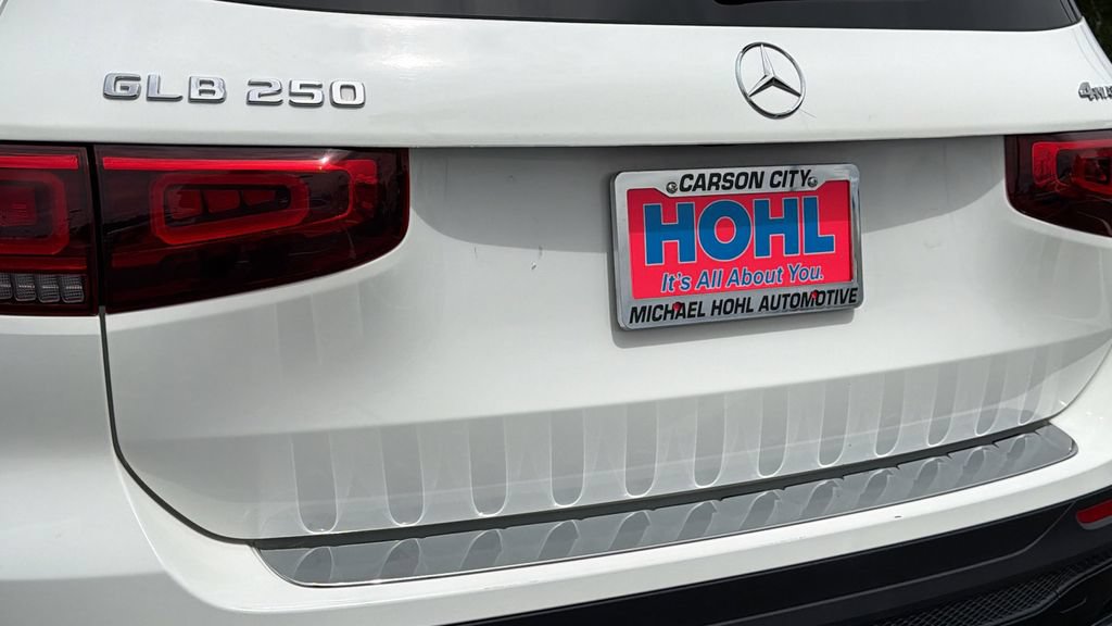 Used 2023 Mercedes-Benz GLB 250 4MATIC image 28