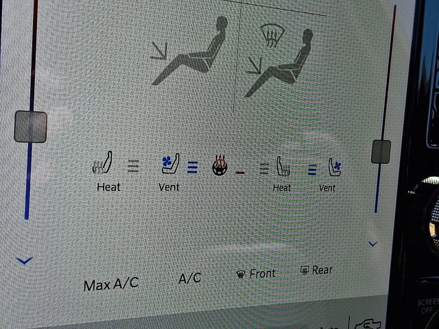 Used 2022 RAM 1500 Limited w/ Body Color Bumper Group image 24