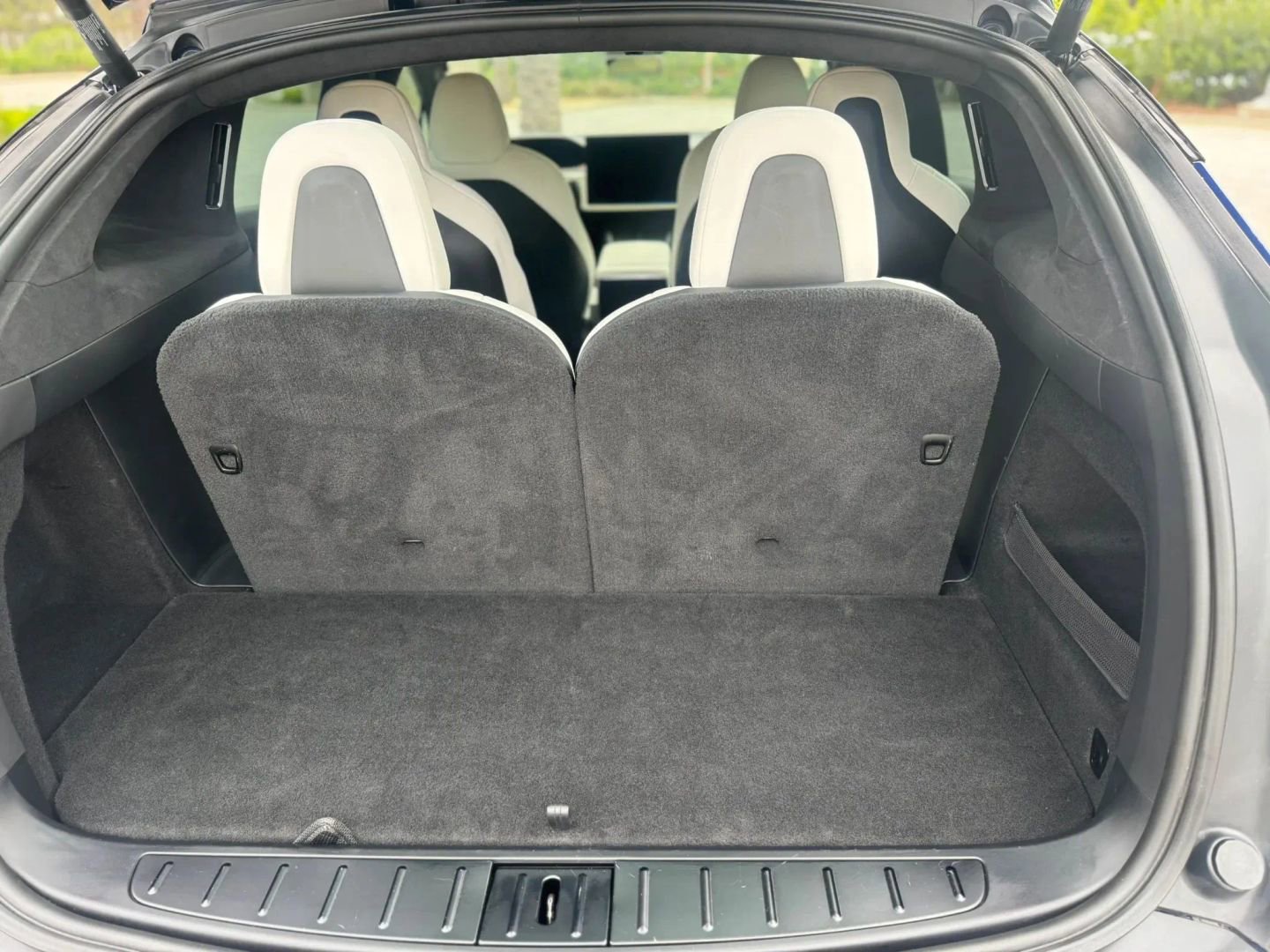 Used 2021 Tesla Model X Long Range image 51