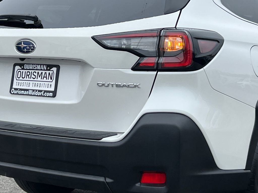 Certified 2025 Subaru Outback Premium image 6