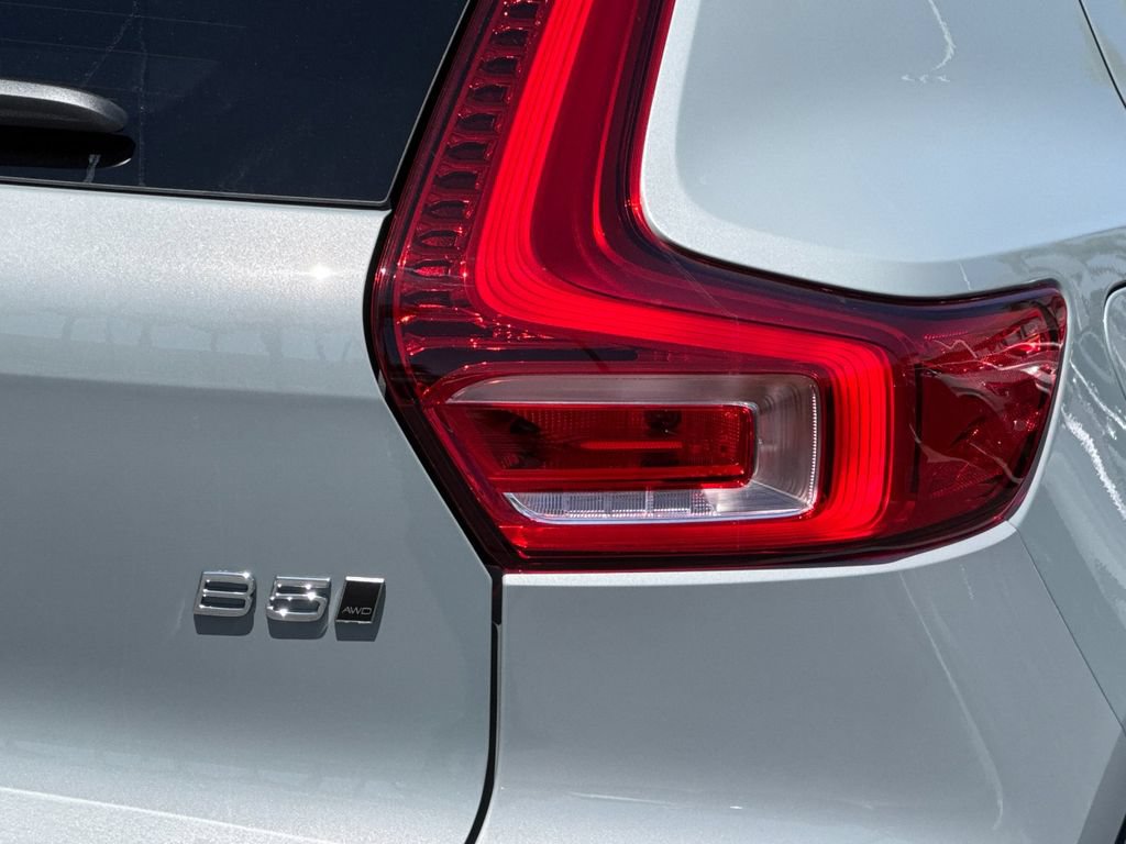 New 2026 Volvo XC40 B5 Plus w/ Climate Package AWD/4WD image 26
